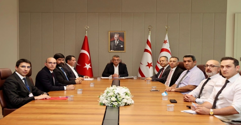 Erhürman Deniz Kazaları İnceleme Daire Başkanı Durali İşler ve beraberindeki heyeti kabul etti