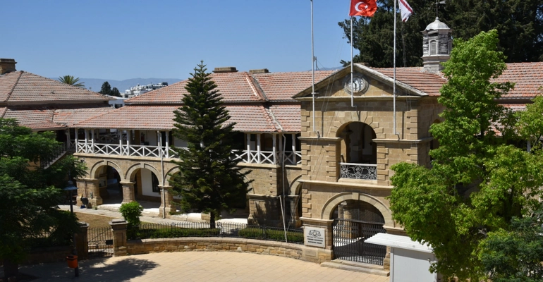 Yeni görevlerine atanan üç yargıç yarın törenle yemin edecek