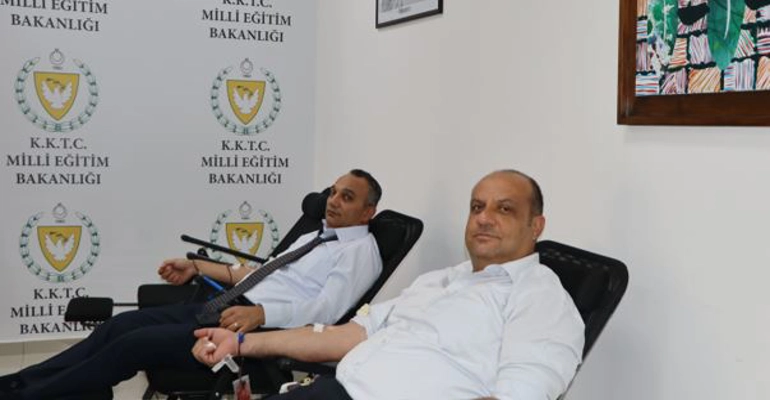 Milli Eğitim Bakanlığı personeli kan bağışında bulundu