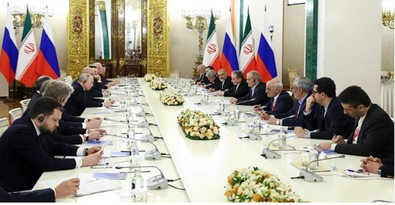 Putin ve Pezeşkiyan Moskova'da bölgesel gelişmeleri ve ilişkileri görüştü